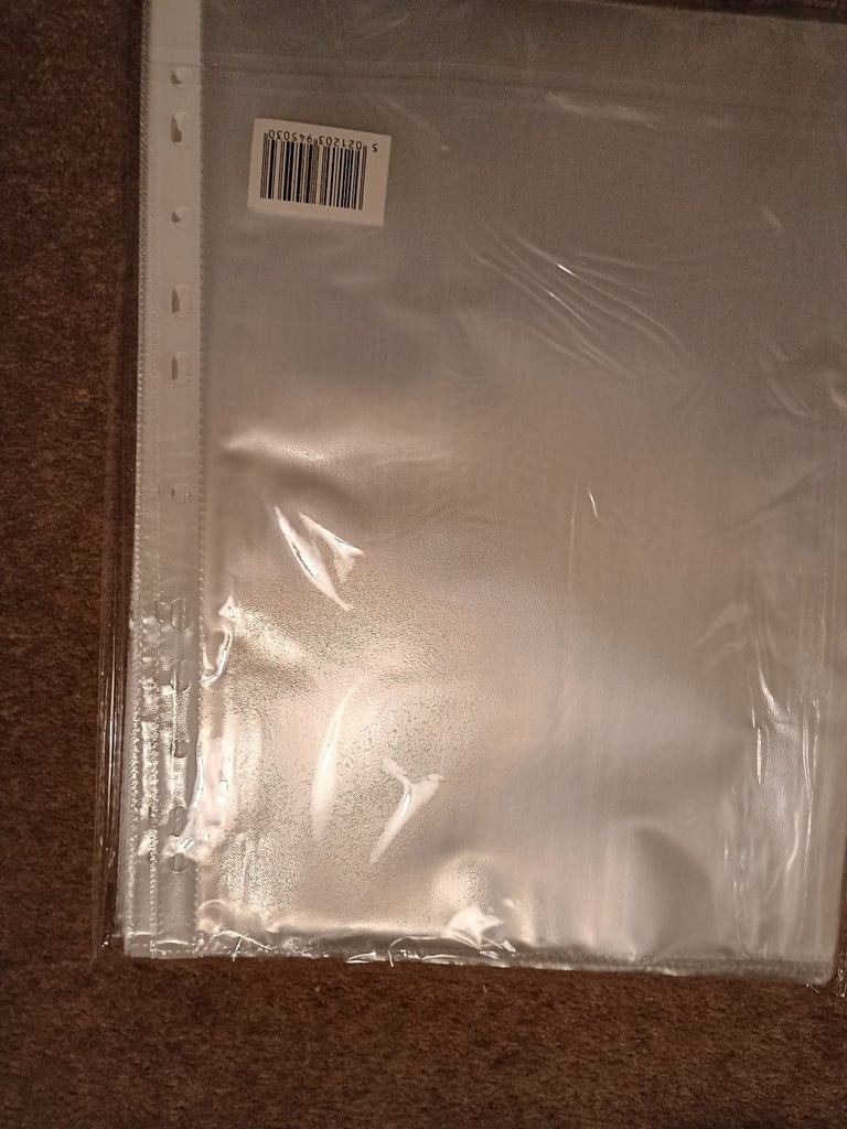 1000 Plastic Wallets (Sealed Packs of 100)