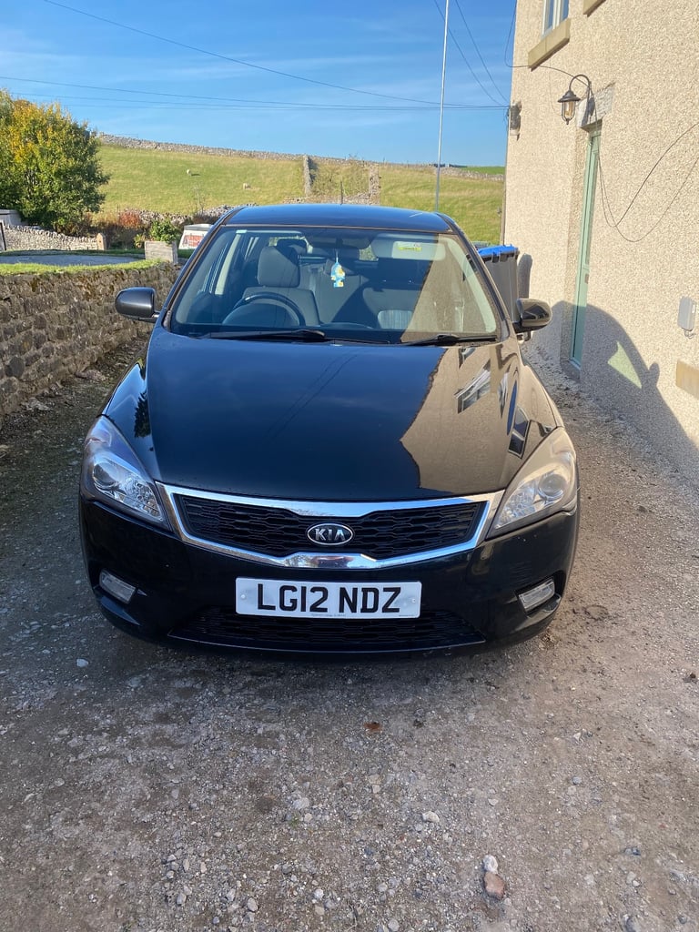 Kia, CEED, Hatchback, 2012, Manual, 1582 (cc), 5 doors