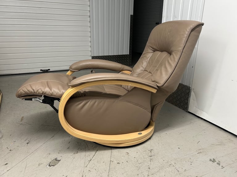 Himolla Mosel Midi Earth Leather Recline & Swivel Chair Integrated Footrest