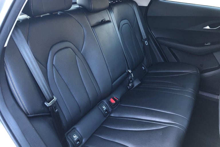 2025 Omoda OMODA 5 1.6 TGDI Noble 5dr 7DCT Hatchback PETROL Automatic