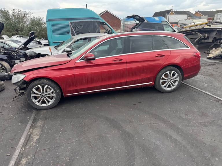 Breaking for parts Mercedes c class estate 2016 2.1d auto