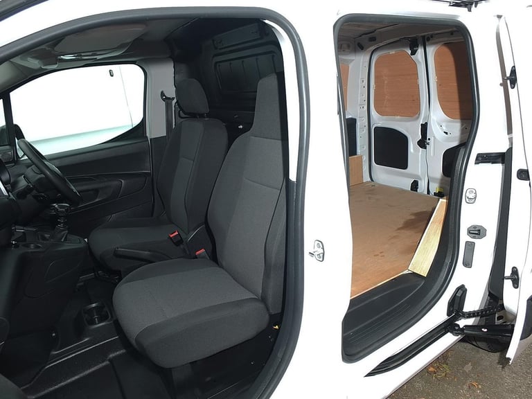 2023 "73" Citroën Berlingo 1000 M Enterprise Edition BlueHDi 100PS S&S Euro 6