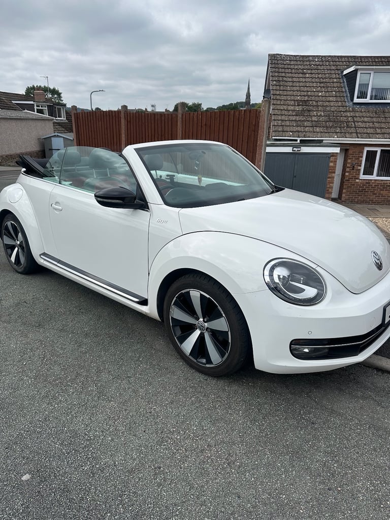 Volkswagen, BEETLE, Convertible, 2013, Manual, 1968 (cc), 2 doors