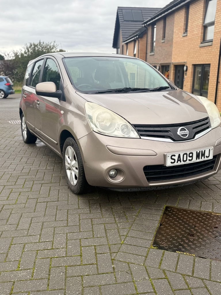 image for NISSAN AUTOMATIC FULL YEARS MOT ULEZ FREE