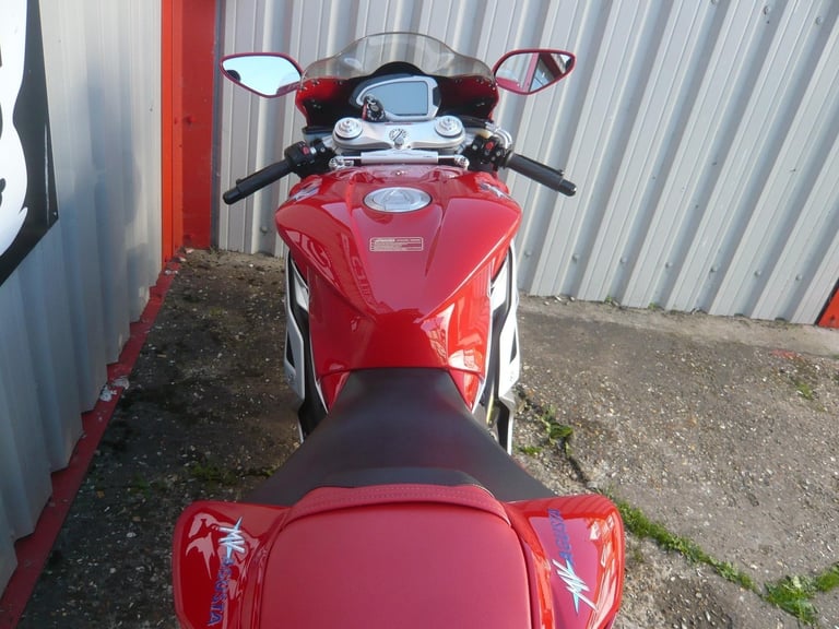 MV Agusta F4 1000R 2010 ITALIAN SUPER SPORTS BIKE PANAGALE V2 R 916 999 749 R SS