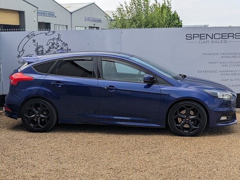 2016 Ford Focus 2.0T EcoBoost ST-2 5dr HATCHBACK PETROL Manual