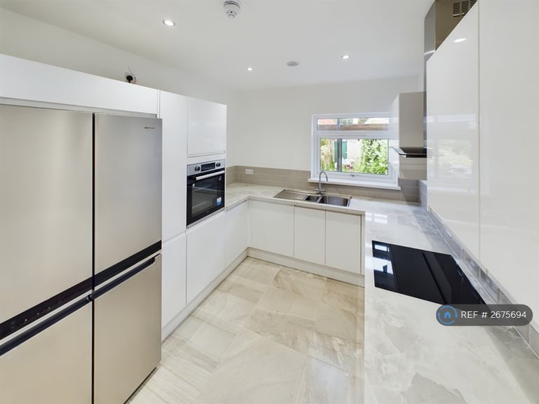 5 bedroom house in Rawden Place, Cardiff, CF11 (5 bed) (#2675694)