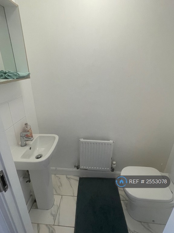 4 bedroom house in Lockside Place, Coventry, CV1 (4 bed) (#2553078)