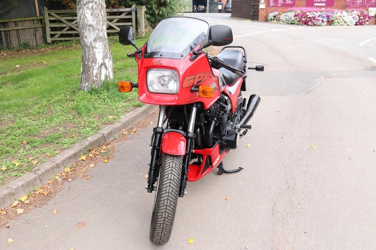 Kawasaki GPZ 1100 GPZ1100 1984 just 13,053 miles from new STAGGERING CONDITION!