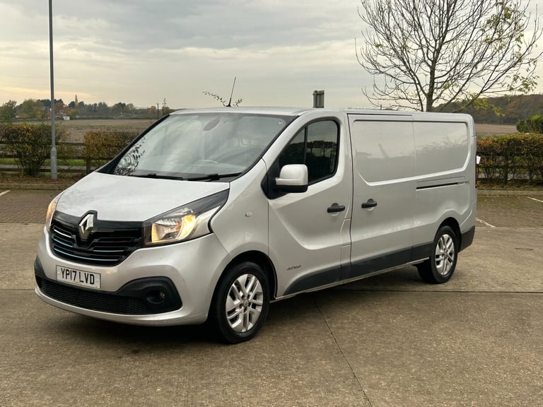 2017 17 Renault Trafic 1.6 DCI Sport LWB L2 , Sat nav, Air con,Bluetooth NO VAT