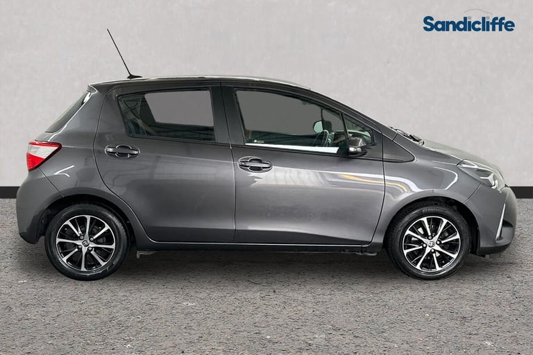 2018 Toyota Yaris 1.0 VVT-i Icon Tech 5dr HATCHBACK PETROL Manual