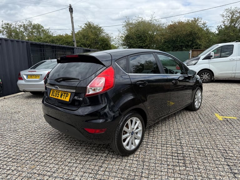 2016 Ford Fiesta 1.0T EcoBoost Titanium Euro 6 (s/s) 5dr HATCHBACK Petrol Manual