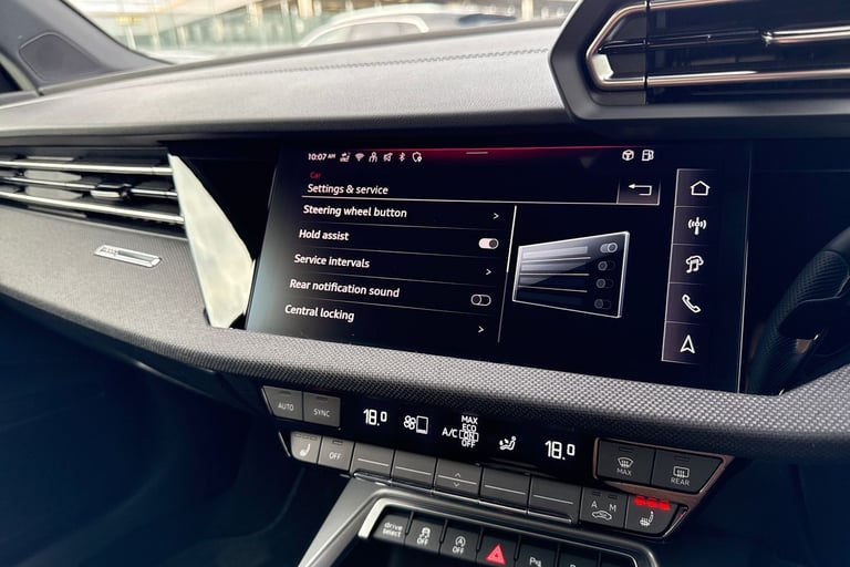 2025 Audi A3 Black Edition 35 TFSI  150 PS 6-speed Saloon PETROL Manual