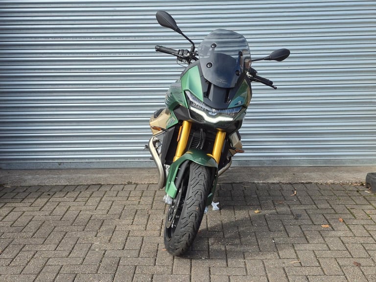 Moto Guzzi V100 Mandello S