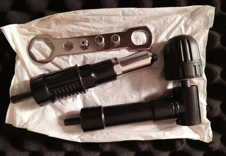 Kielder Type 18 combi drill, impact driver, 3 batteries and charger 