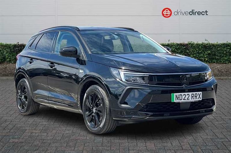 image for 2022 Vauxhall Grandland 1.6 13.2kWh GS Line SUV 5dr Petrol Plug-in Hybrid Auto Euro 6 (s/s) (225 ...