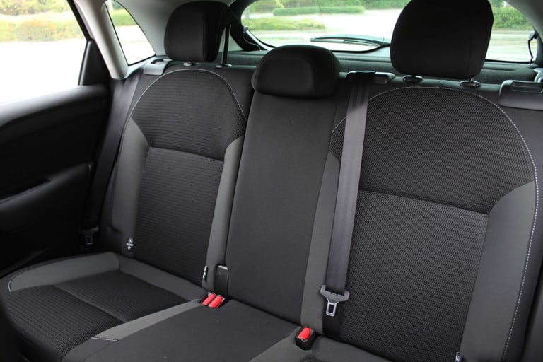 2016 Citroen C4 1.2 C4 Feel PureTech 5dr Hatchback Petrol Manual