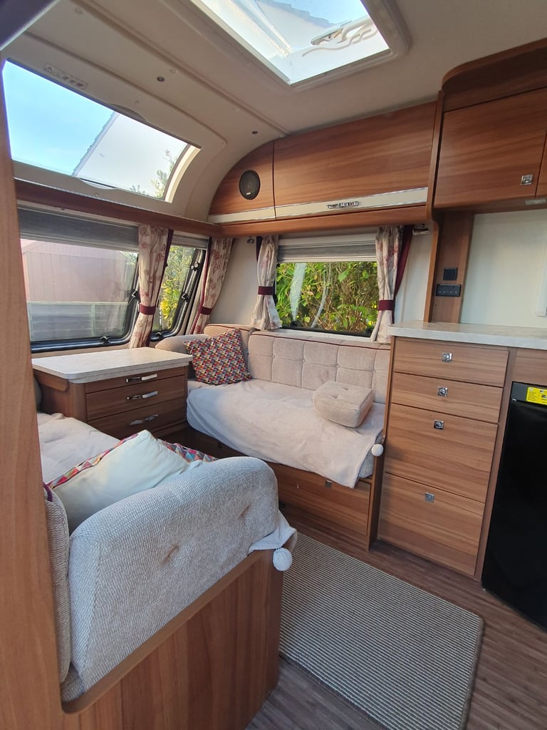 2015 Elddis Affinity 4 berth 