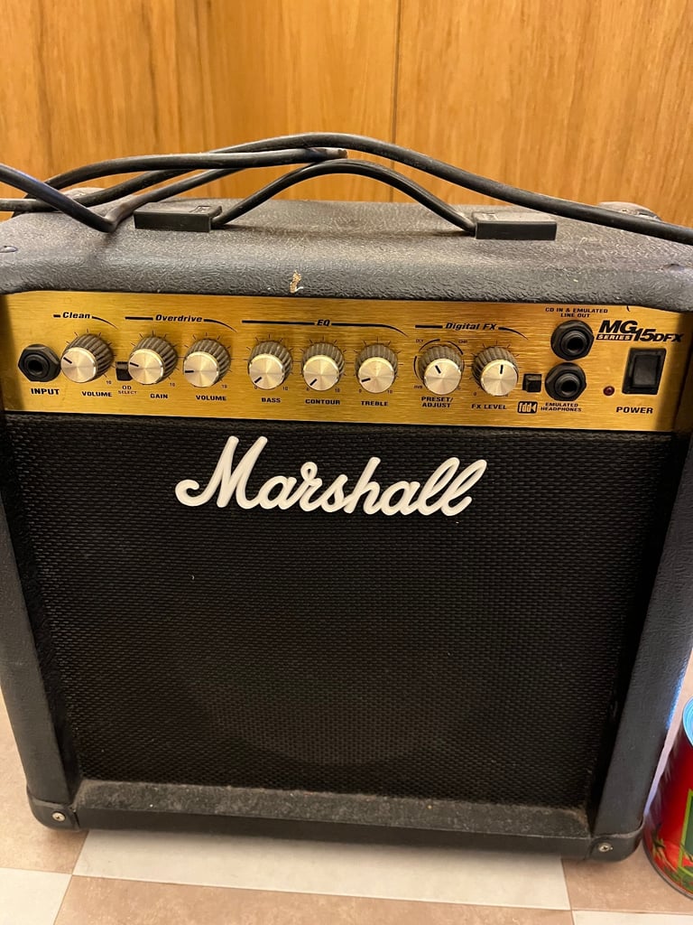 Marshall MG15DFX amp