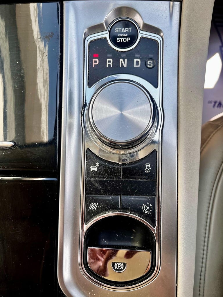 2012 Jaguar XF 3.0d S V6 Portfolio Auto Euro 5 (s/s) 4dr SALOON Diesel Automatic