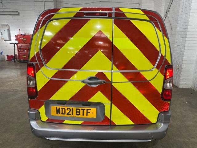 2021 Peugeot Partner 650 1.5 BlueHDi 75 Professional Van PANEL VAN DIESEL Manual