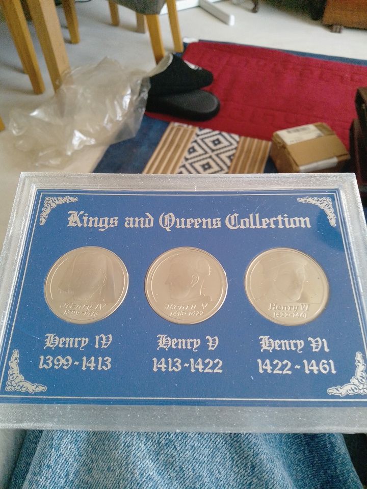 Kings and Queens coin collection x 11