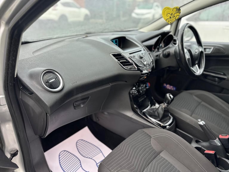 2013 Ford Fiesta 1.25 Zetec Euro 5 5dr HATCHBACK Petrol Manual