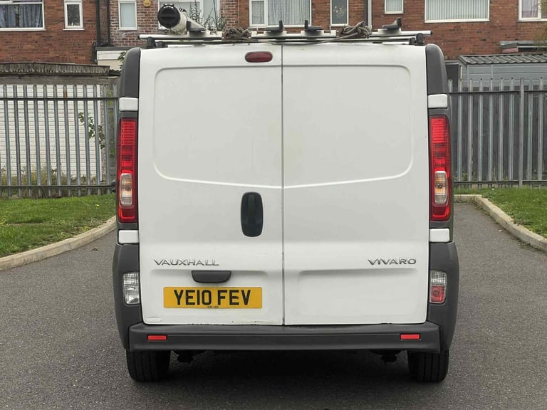 Vauxhall, VIVARO, Panel Van, 2010, Manual, 1995 (cc)