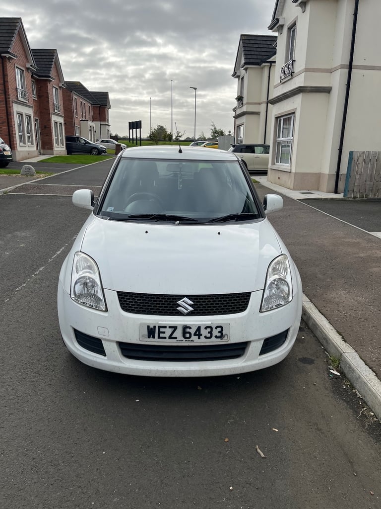 Suzuki, SWIFT, Hatchback, 2009, Manual, 1328 (cc), 3 doors