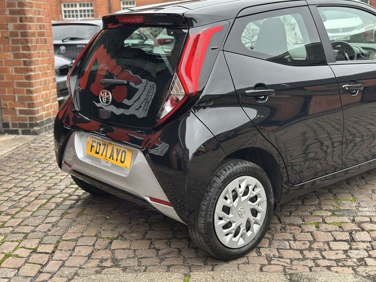 2022 Toyota AYGO 1.0 VVT-i X-Play TSS 5dr HATCHBACK PETROL Manual