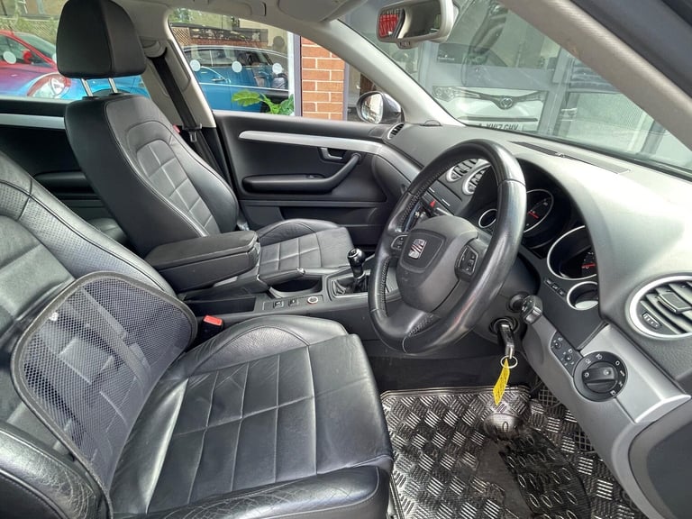 2011 SEAT Exeo 2.0 TDI CR SE Tech Euro 5 4dr SALOON Diesel Manual