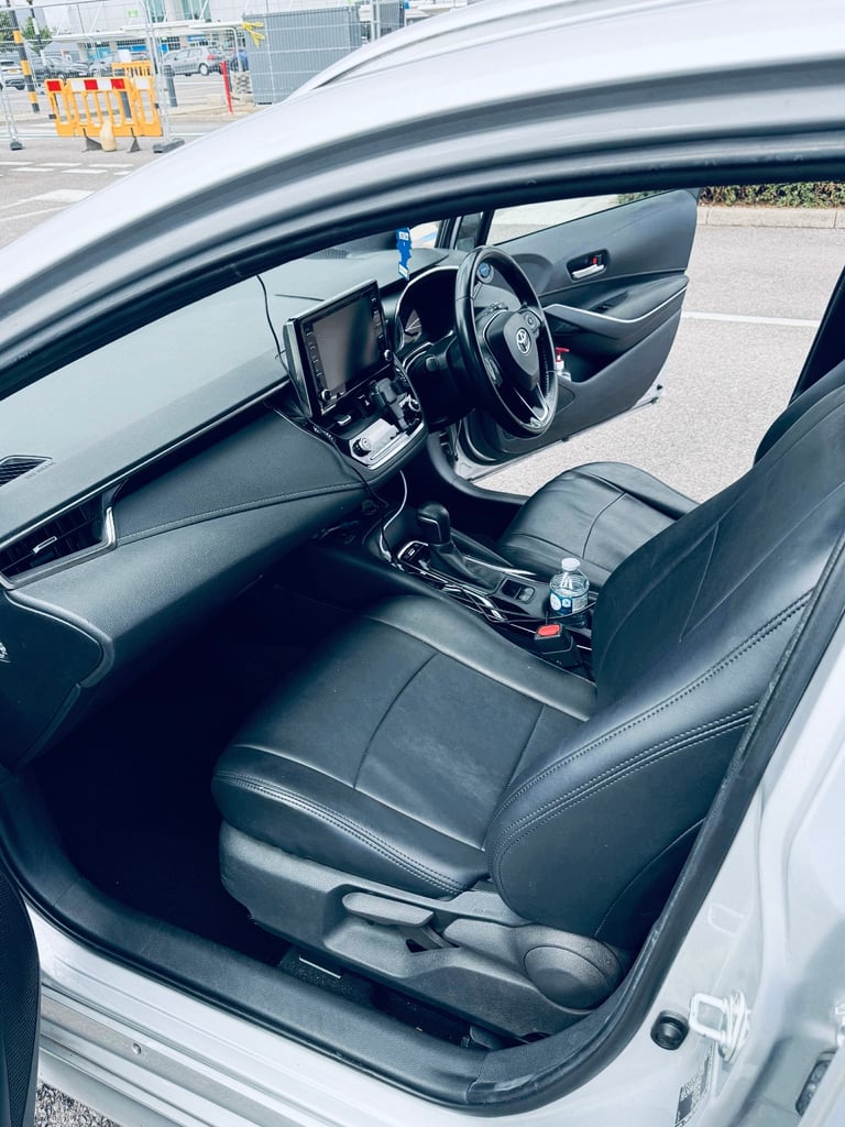Toyota, COROLLA, Estate, 2019, Other, 1798 (cc), 5 doors