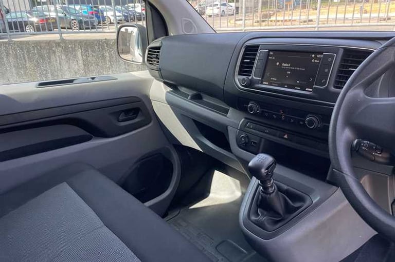 2022 Vauxhall Vivaro 1.5 Turbo D 2900 Dynamic Panel Van 6dr Diesel Manual L2 H1 Euro 6 (s/s) (10 ...