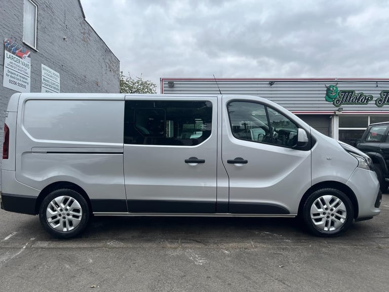 Renault Trafic LL29 Energy dCi 125 Sport Nav 6 Seat LWB Crew Van DIESEL 2019/19