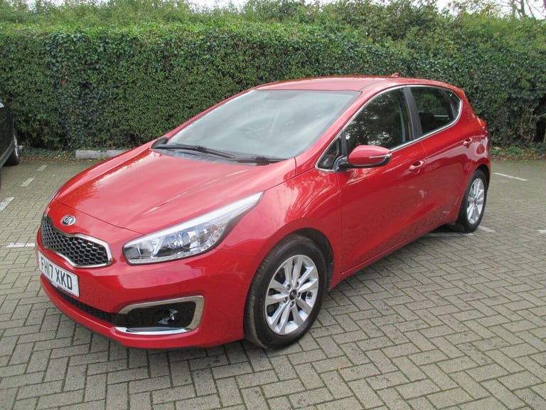 2017 Kia Ceed 1.6 CRDi 2 DCT Euro 6 (s/s) 5dr HATCHBACK Diesel Automatic