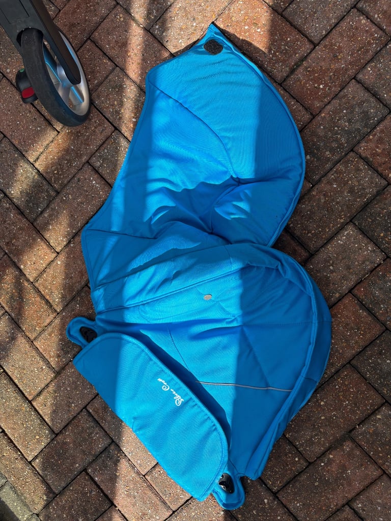 Silver Cross buggy, car seat and bassinet 