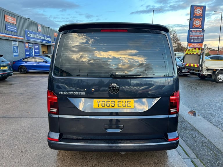 2020 Volkswagen Transporter Shuttle 2.0 TDI 110PS S Minibus MPV DIESEL Manual