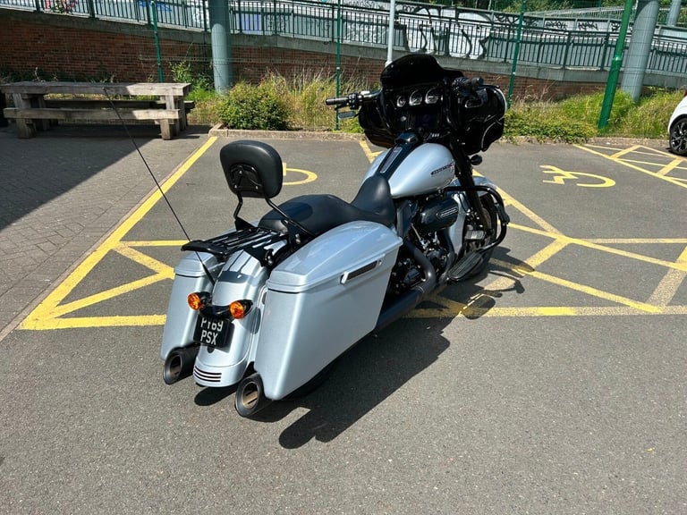 2020 Harley-Davidson TOURING FLHXS STREET GLIDE SPECIAL FLHXS Hard Candy Custom (18MY) Custom PET...