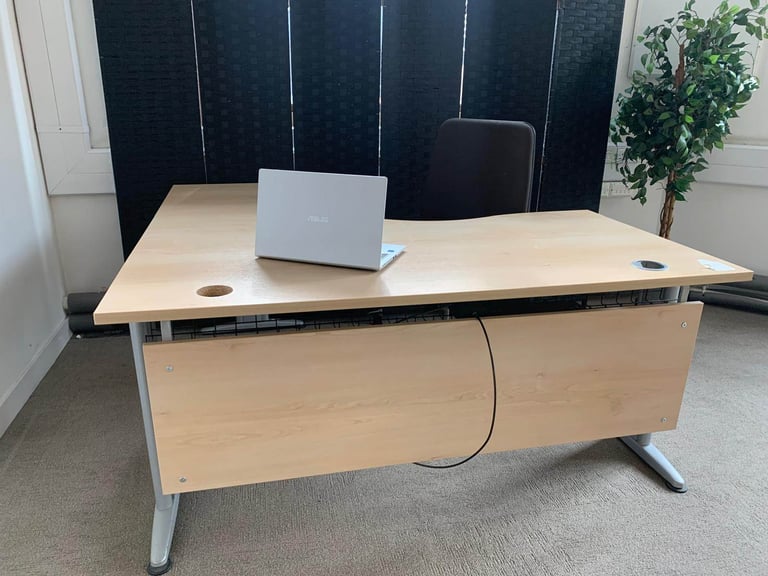 4x £95 each Brown Computer Office Corner Desk, L shaped home office workstation table  160cm x 120cm