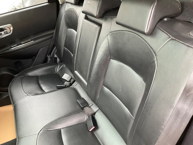 2011 Nissan Qashqai 1.5 dCi Tekna 2WD Euro 5 5dr HATCHBACK Diesel Manual