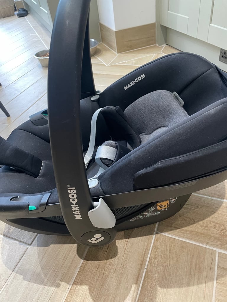 image for Maxi-cosi 360 car seat 