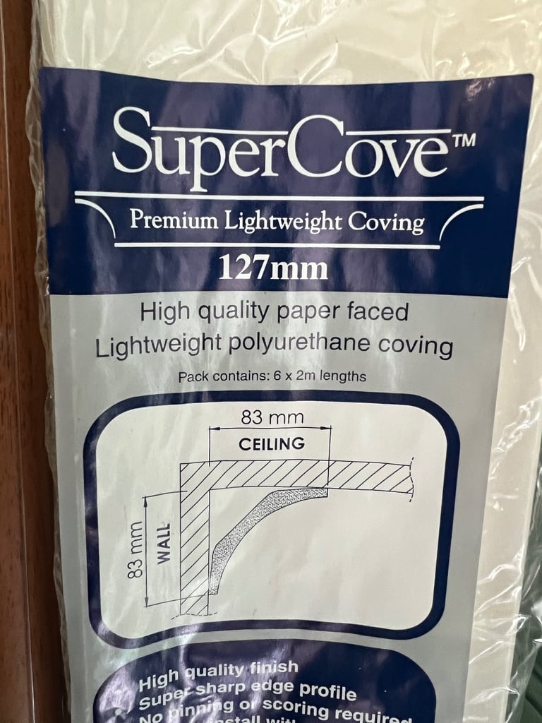 Polystyrene lightweight coving 