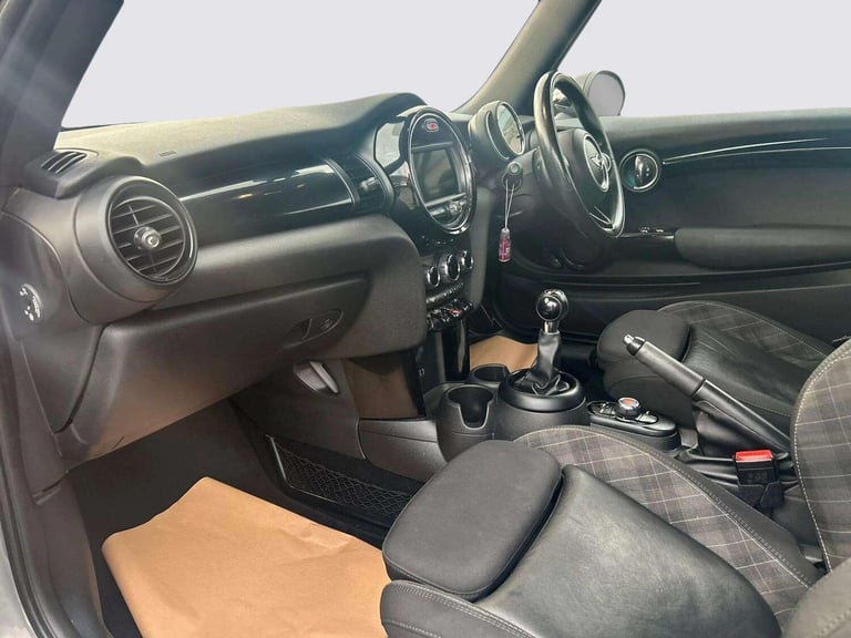 2016 MINI Convertible 1.5 Cooper D Euro 6 (s/s) 2dr CONVERTIBLE Diesel Manual