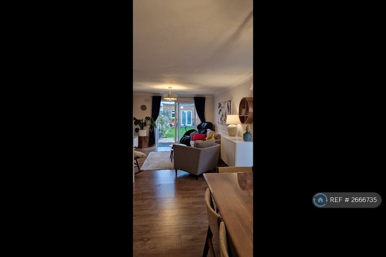 2 bedroom house in Elmore Road, Enfield, EN3 (2 bed) (#2666735)