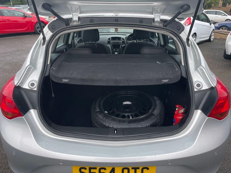 2014 Vauxhall Astra 1.3 CDTi ecoFLEX Exclusiv Hatchback 5dr Diesel Manual Euro 5 (s/s) (95 ps) HA...