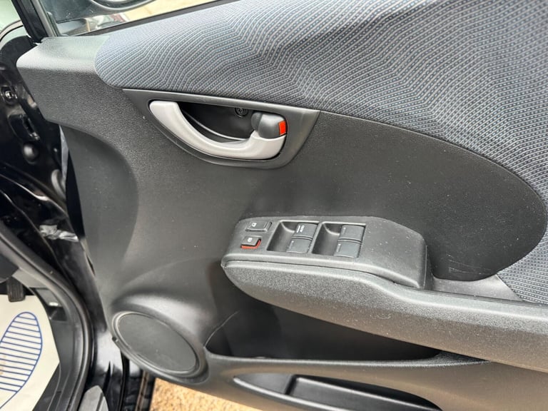 2009 Honda Jazz 1.4 i-VTEC ES i SHIFT Euro 4 5dr HATCHBACK Petrol Automatic