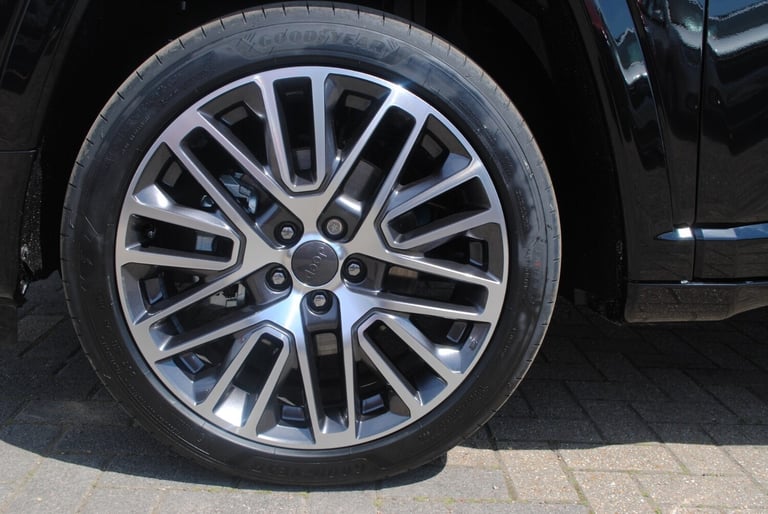 2024 Jeep Compass 1.3 T4 GSE 4xe PHEV S Model 5dr Auto Station Wagon Petrol Parallel PHEV Automatic