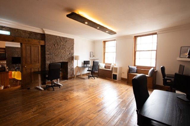  ***Office/Studio Space to Rent, BS1 1TG, St Nicholas Market***