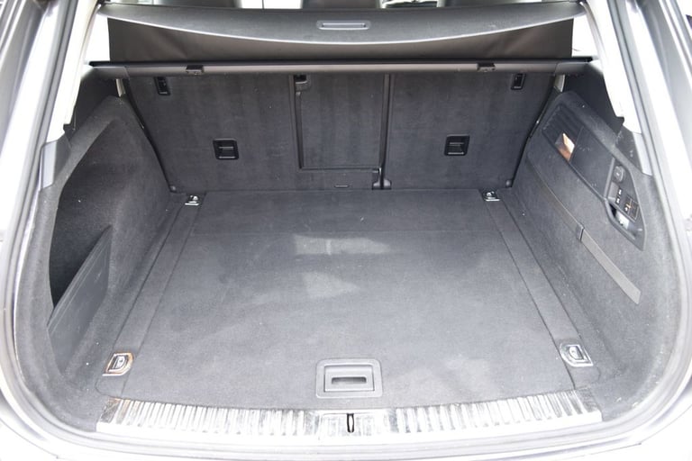 2013 Volkswagen Touareg 3.0h TSI V6 Hybrid SUV 5dr Petrol Hybrid Tiptronic 4WD Euro 5 (s/s) (333 ...