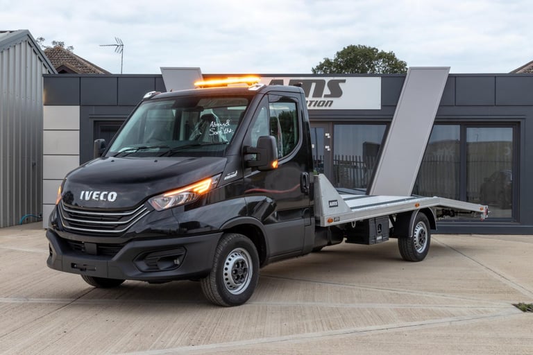 IVECO DAILY 3.5T FULL BEAVERTAIL BODY FULLY LOADED ALL EXTRAS